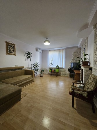 Продается  2х .эт.дом в Широкой Балке - фото 1