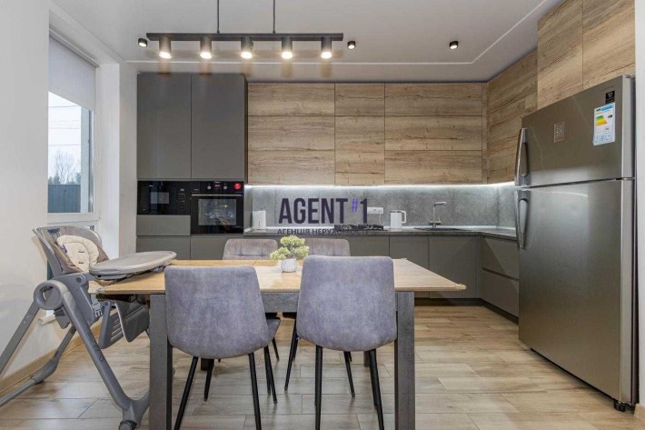 Продаж дуплекса з ремонтом, центральні комунікації П. Борщагівка - фото 1