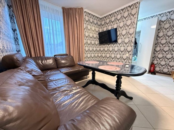 Таунхаус з ремонтом/ Софіївська Борщагівка/ Топ ціна - фото 1