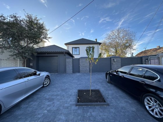 Проаджа добротного дома в центре Николаев