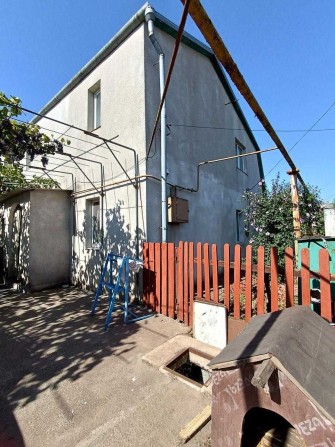 Двухэтажный дом на Ленпоселке, 127 м2, 6 соток земли. Срочно! - фото 1