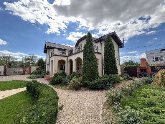 Продам двухэтажный дом в Одессе Одесса