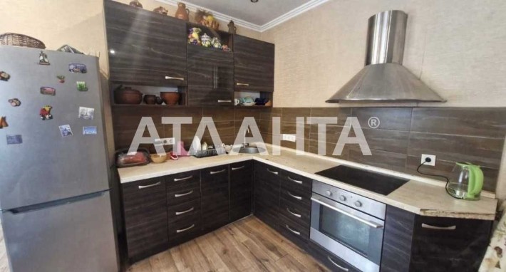 Отличный двухэтажный дом  в районе улицы Парковая. - фото 1