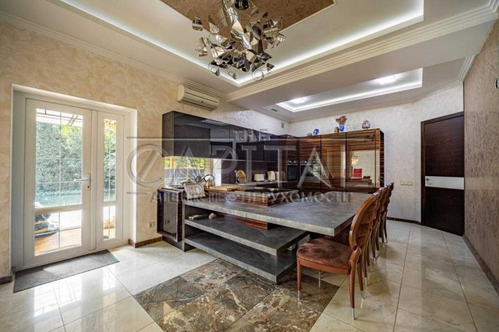 Продаж  Будинок  Петропавлівська Борщагівка басейн - фото 1