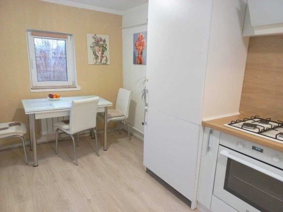 Продам отдельно стоящий дом  с ремонтом Одесса. Одеса