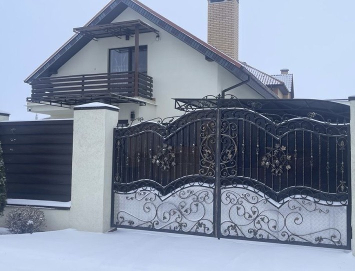 ‼️Шикарный дом с бассейном‼️пос.Восточный‼️два дома на участке‼️ - фото 1