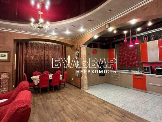 Продам ДОМ 2-х этаж. -  275 м2, Центр, м. Ярослава Мудрого, Пушкинская Харьков