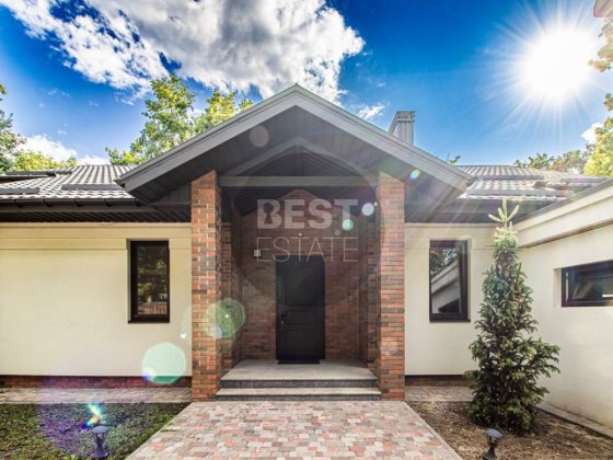 Продам 2-х этажный дом КП Лесное Харьков