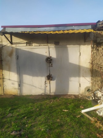 Продам гараж капитальный с подвалом. Кооператив "Треугольник". - фото 1