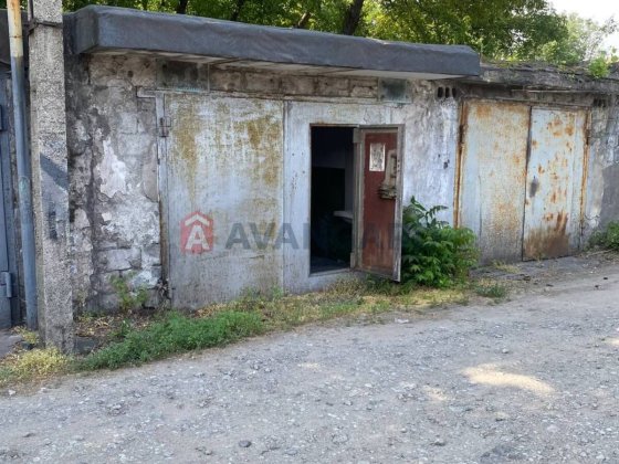 Продам гараж в центрі міста. Каменское