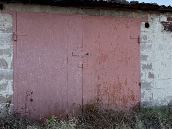 Гараж в конце ул. Школьная Жовті Води