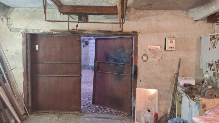 Гараж капитальний + причіп (прицеп) - фото 1