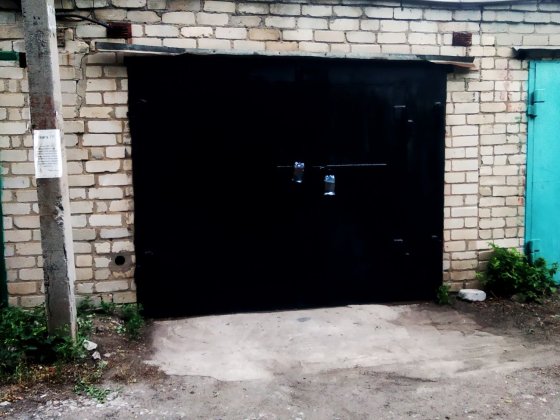 Продам гараж ГСК-13 с погребом в г. Лозовая. Харьковской области. Лозова