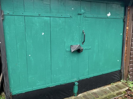 Продам гараж центр міста Прилуки