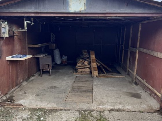 Терміново гараж з ямою і підвалом Стрий