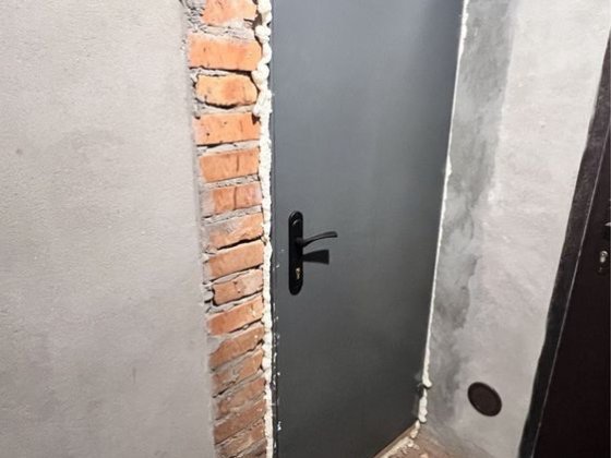 Продам комірку 5.9 та 3,9 кв