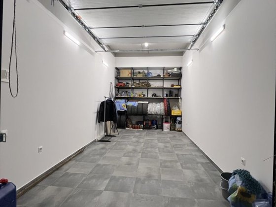 Продаж гаража 18м2 з ремонтом в ЖК Гетьманський  вул Б. Хмельницького