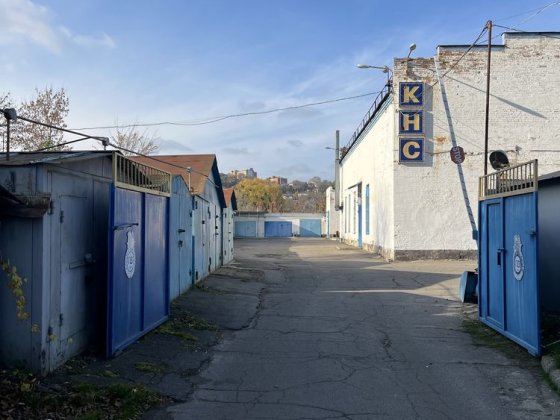 Продам капітальний гараж на Подолі Полтава