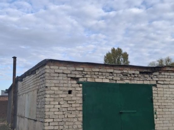 Продам гараж сухой двох уровневый Гожули