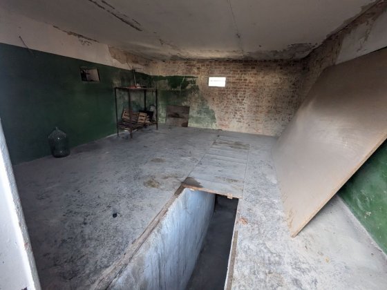 Продам гараж з ямою Ровно