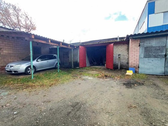 Продам приват. капітальний гараж по Любецькій 60А, р-н Нова Подусівка. Чернігів