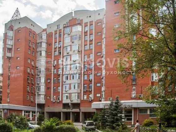 Велике паркомісце 16,3 м² у підземному паркінгу, Боткіна 4 Київ