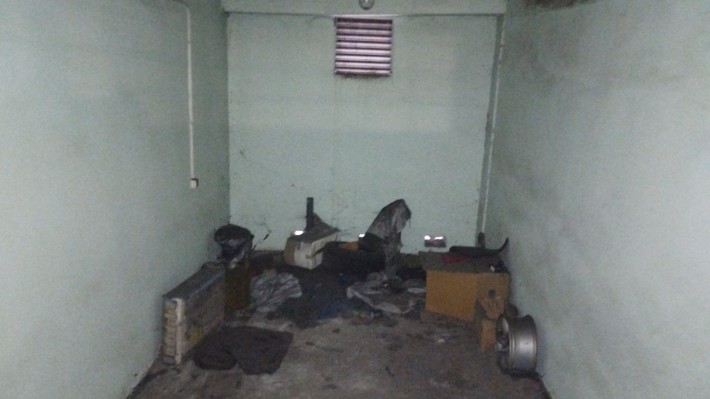 Гараж Челябинская 2 Киев метро левобережная - фото 1