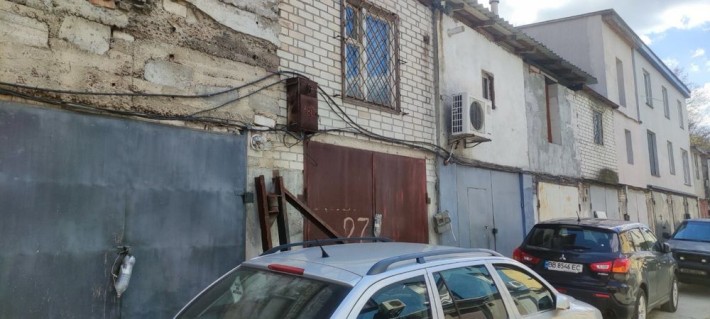 Продам гараж 44 кв м Святошино - фото 1