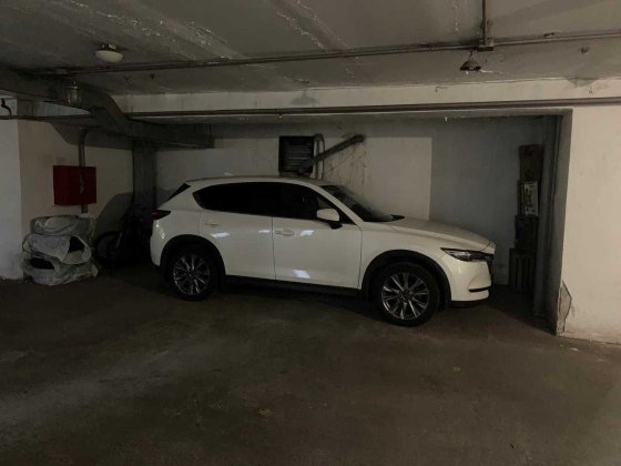 Місце в паркінгу 21 кв.м., Татарка, вул. Підгірна 7/36 Київ