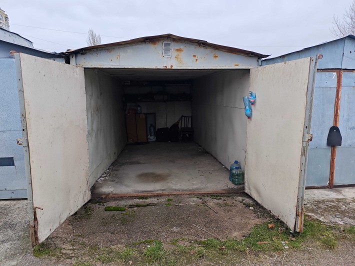 Гараж металевий метро Героїв Дніпра 10 хвилин - фото 1