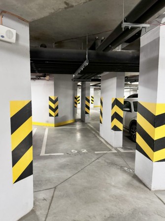 Паркинг, паркоместо Французский Квартал ул. Тютюнника 51 - фото 1