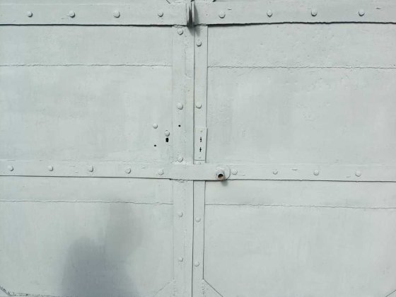 Продам капітальний гараж у центрі міста Днепр