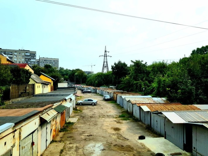 Продам приватизований гараж. Дністерська - фото 1