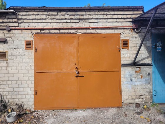 Продам капитальный гараж в кооперативе Юность