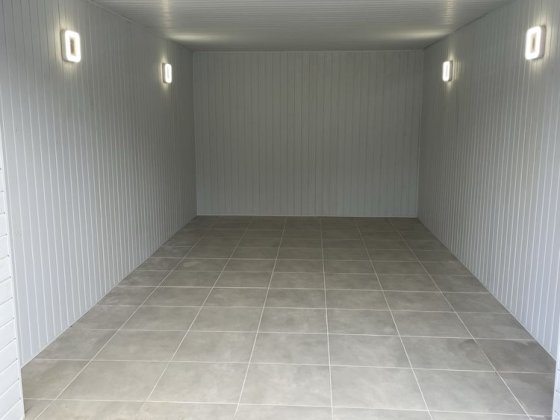 Продам гаражв кооперативі ластівка Львов