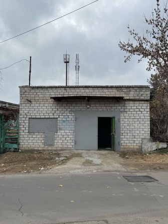 Гараж район Педінститута/ Варварівській міст - фото 1
