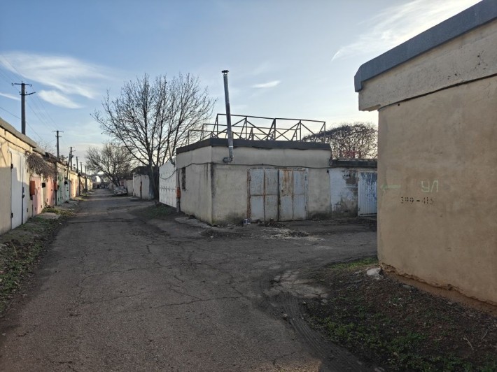 Продам гараж кооператив Чайка ( аэропорт) - фото 1