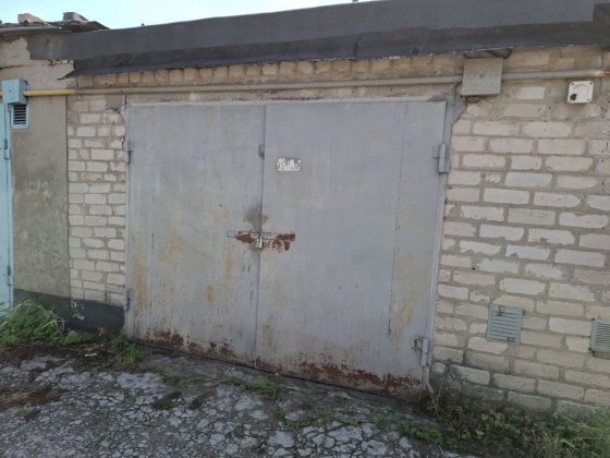Продам кирпичный капитальный гараж