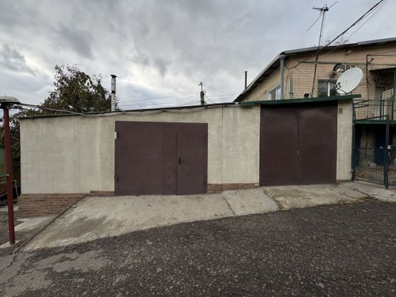 Продам каменный гараж Одеса