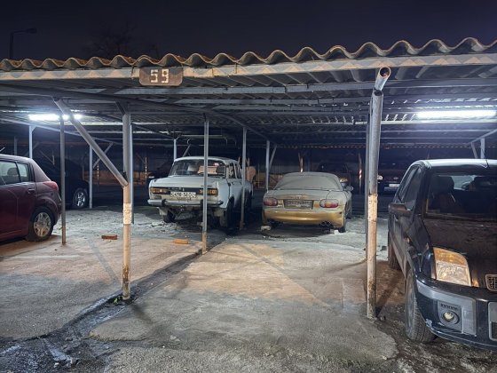 Продам место на крытой стоянке, ул. Радостная/пл. Деревянко Одеса