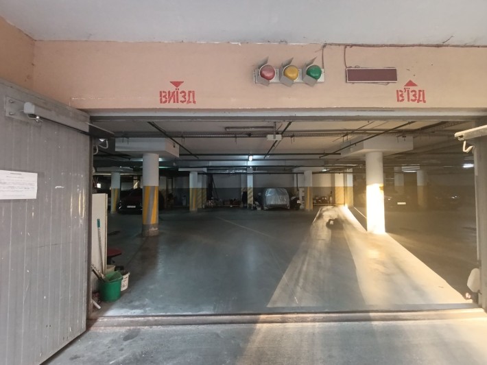 Ушинського 14-б, паркомісце - фото 1