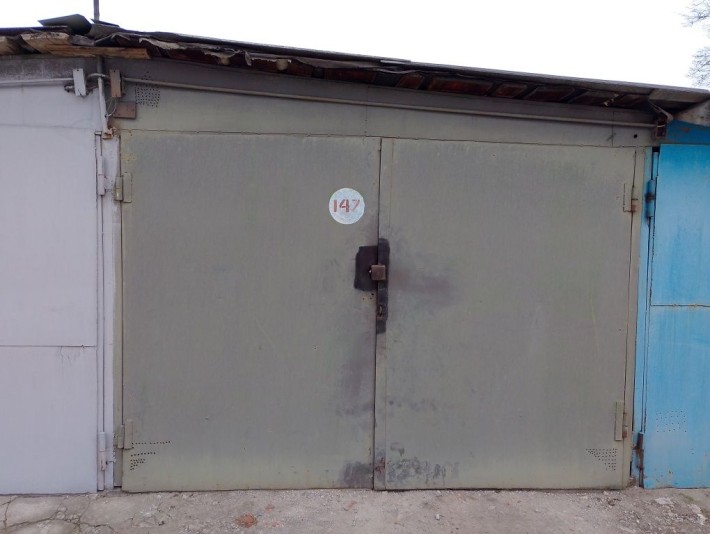Гараж ЮЖД, КЛОЧКОВСКАЯ, холодная г. - фото 1