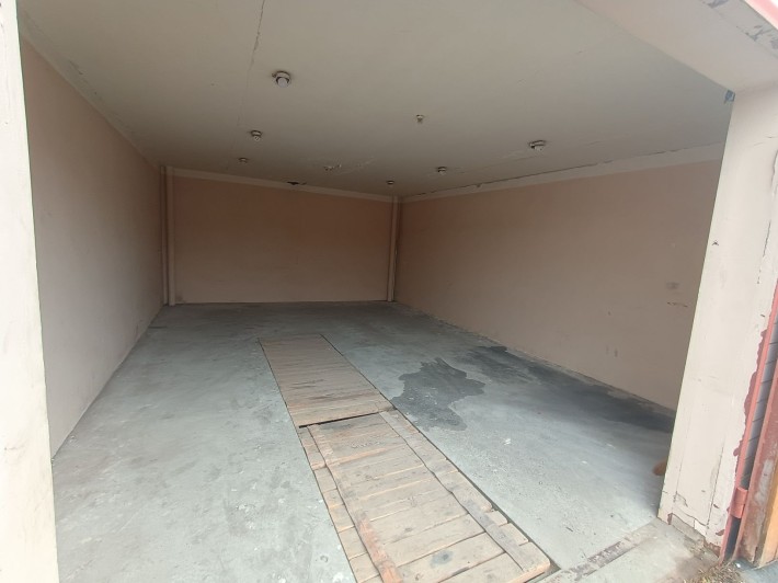 Продам гараж Радосинь радунська 3 великий 5х7 - фото 1