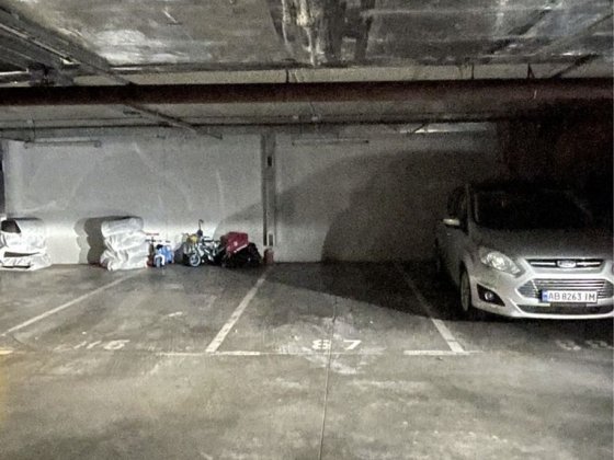 Продам паркінг номер 86 в  жк Покровский Посад Київ