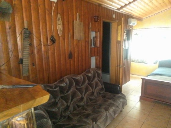 Гараж з надбудовою. Рахів