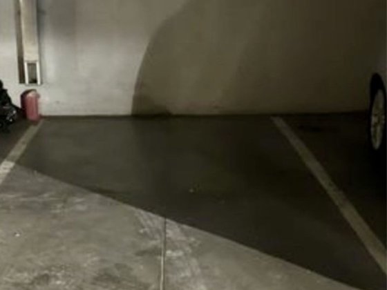 Продам великий паркінг  74 місце  в ЖК Покровский Пасад Таценки