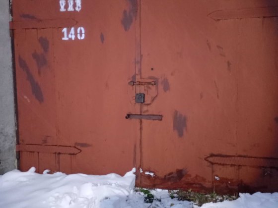 Гараж для автомобіля Стебник