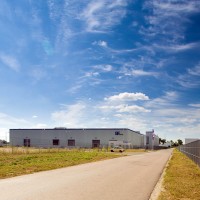 Продаж Фасадна ділянка новий Склад+гуртожиток+БЦ ст.м. Теремки Чабани