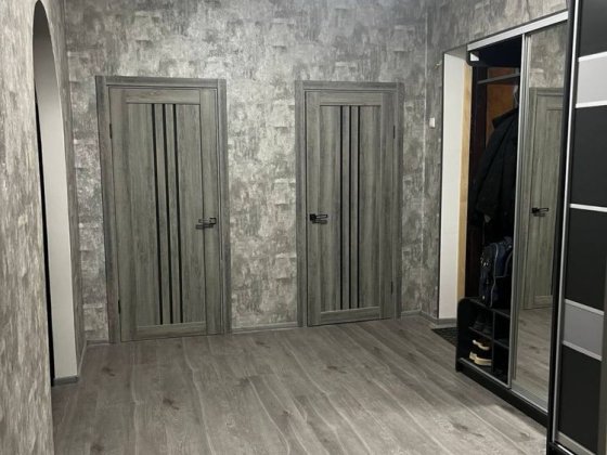 Продам трикімнатну квартиру в центральном районі міста Александрия