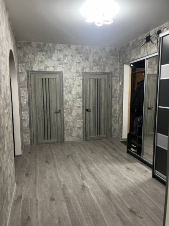 Продам трикімнатну квартиру в центральном районі міста - фото 1